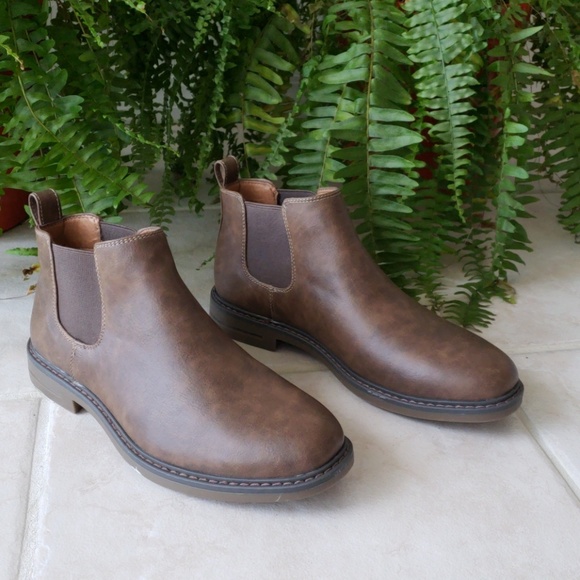 Brown Slip In Boots  sz 7.5 - Picture 2 of 3